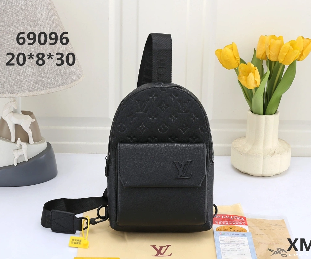 For 8836 HighQuality Bags Louis Messenger Men Vuitton 0919